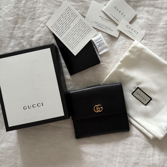 Gucci GG Marmont French Flap Wallet - Black With Gold Detailing 🖤 - Picture 6 of 6